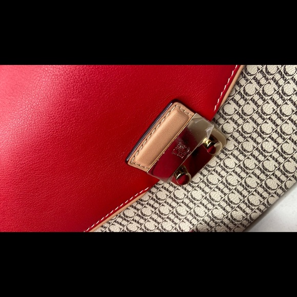 Carolina Herrera - Picture 5 of 13